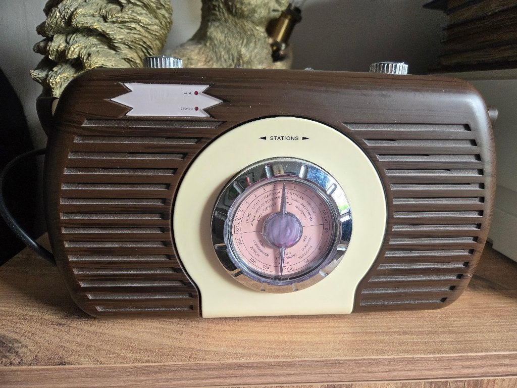 Nieuwstaat, Bayard, retro radio, Ophalen of Verzenden, Zo goed als nieuw, Radio