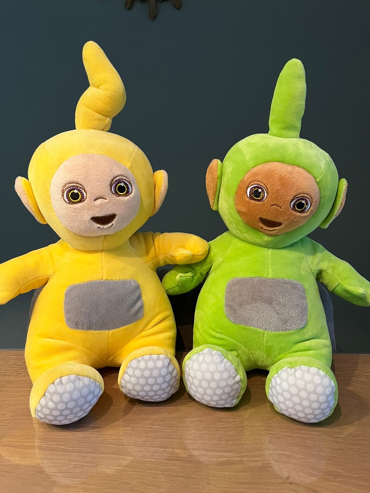 Mooie set grote Teletubbies knuffels 36cm, Kinderen en Baby's, Speelgoed | Knuffels en Pluche, Ophalen of Verzenden, Zo goed als nieuw