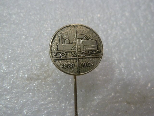 Vintage Speldje Trein 1839-1964, Ophalen of Verzenden, Gebruikt, Transport, Speldje of Pin