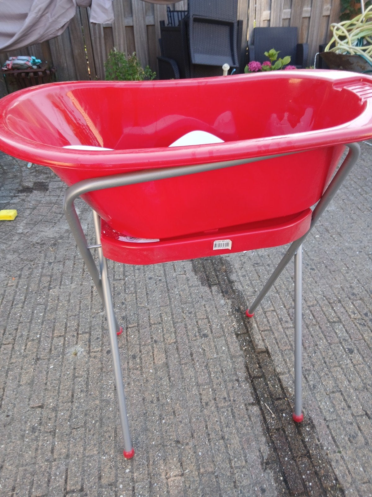 Rood Baby Badje met Onderstel en Badzitje, Kinderen en Baby's, Badjes en Verzorging, Overige merken, Gebruikt, Ophalen of Verzenden