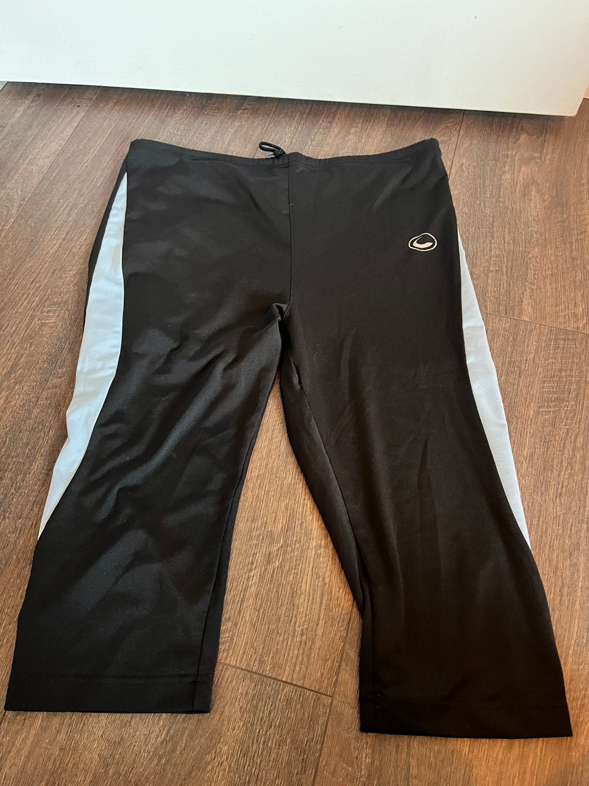 Zwarte sportbroek met lichtblauwe details, maat 40, Maat 38/40 (M), Zwart, Ophalen of Verzenden, Fitness of Aerobics