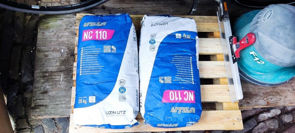 Uzin NC 110 Egaline, Ophalen, Overige materialen, 30 cm of meer, 50 tot 150 cm