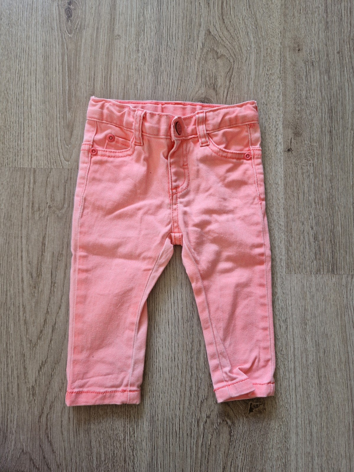 Roze meisjes broek maat 68, Gebruikt, Broekje, Meisje, Ophalen of Verzenden