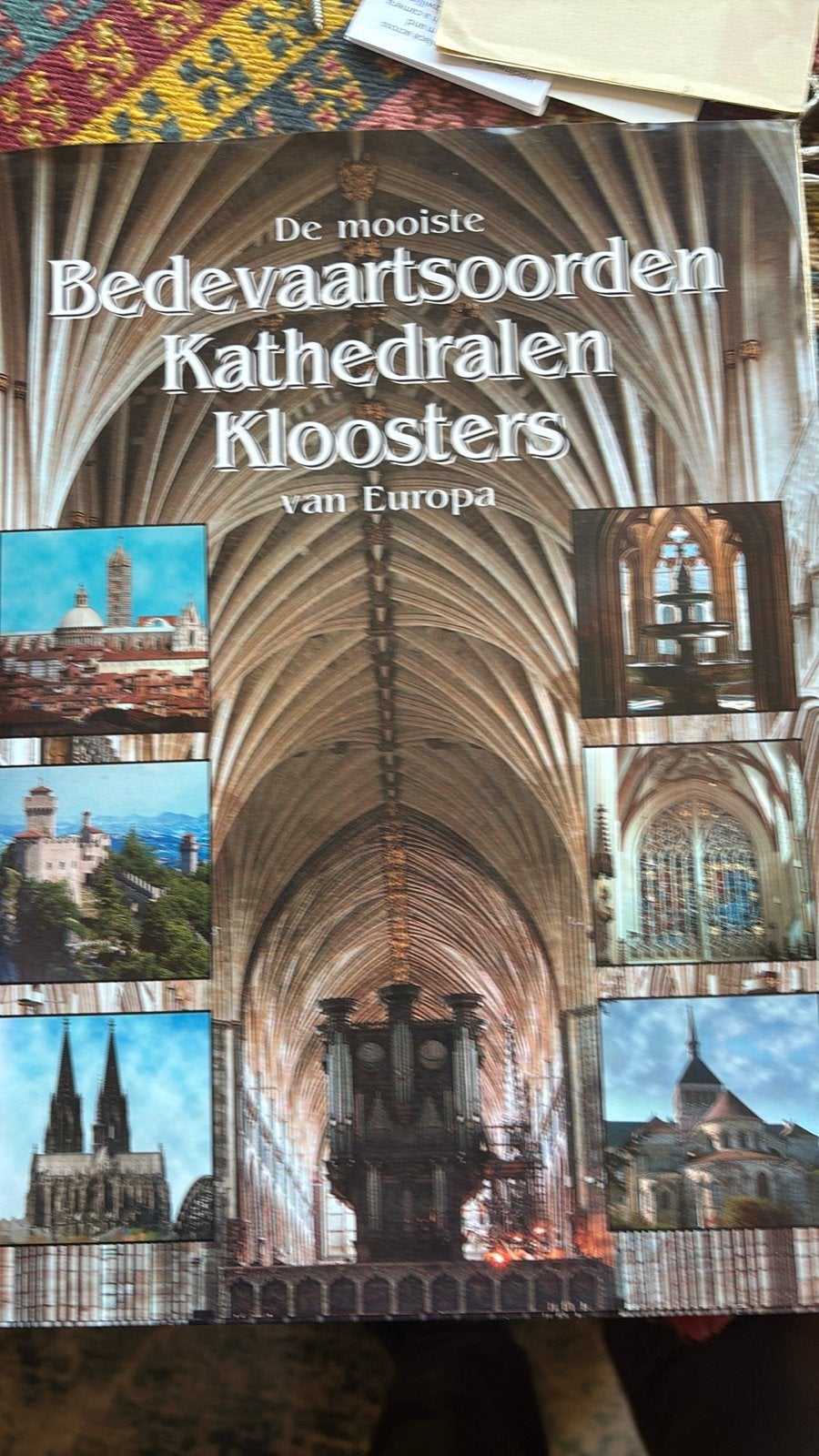 De mooiste bedevaartsoorden, kathedralen en kloosters, Ophalen of Verzenden, Zo goed als nieuw, Christendom | Katholiek
