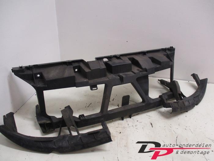Frontpaneel van een Renault Megane Scenic, Gebruikt, -, Renault, -