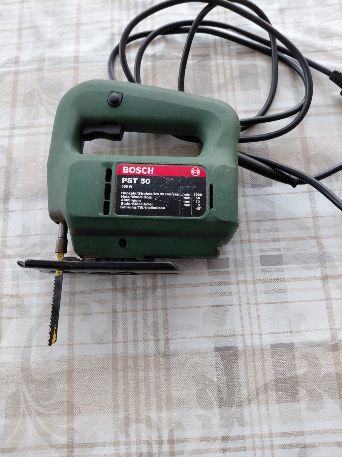 te koop 2 goede decopeer zagen een bosch en ander type, Doe-het-zelf en Verbouw, Decoupeerzaag, Ophalen of Verzenden, Zo goed als nieuw
