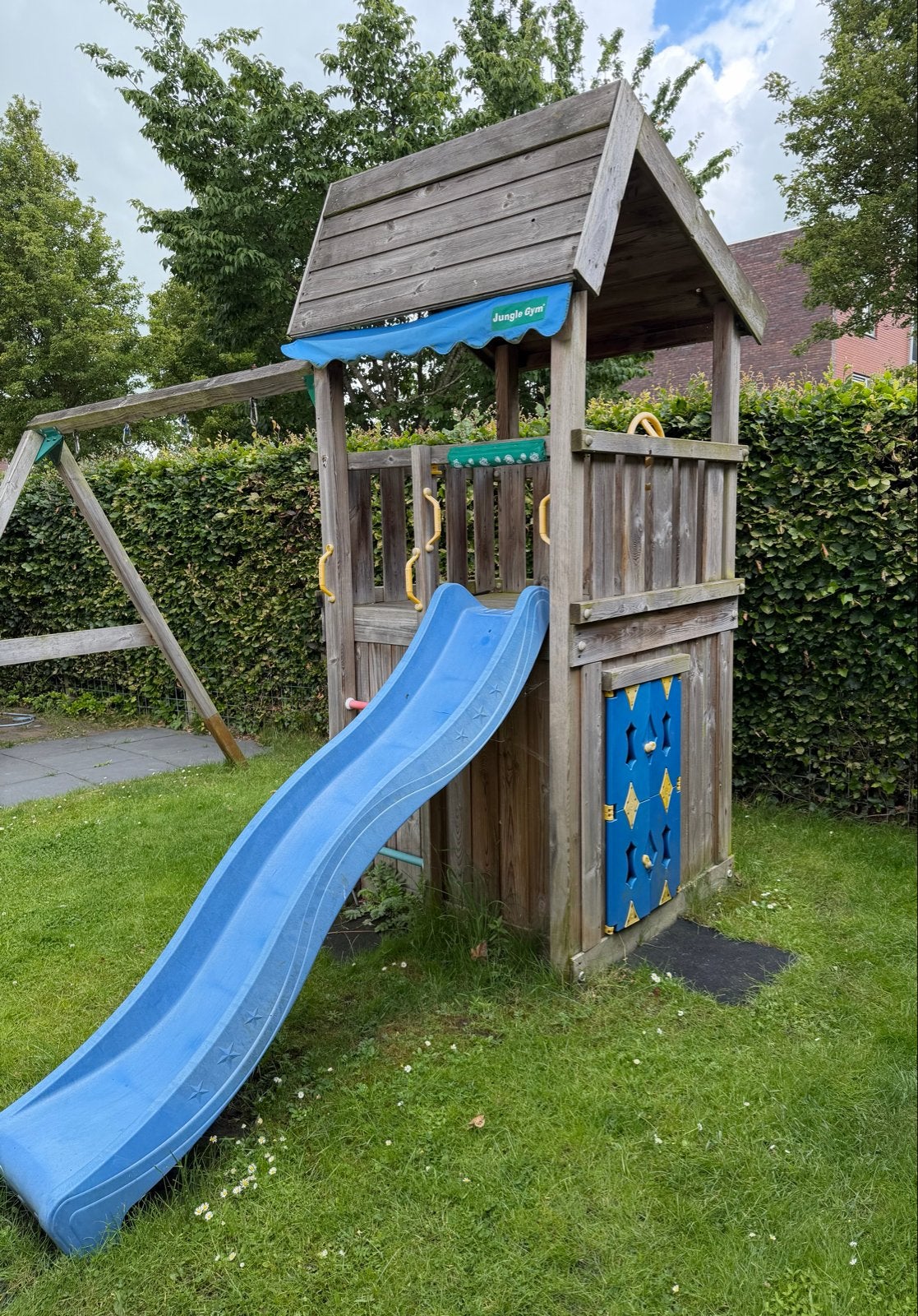 Houten speeltoestel met glijbaan en schommel, Ophalen, Gebruikt, Glijbaan