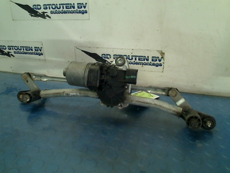 Ruitenwisser Mech + Motor Fiat Doblo Cargo (263) 0390241564, FCA Germany GmbH, Gebruikt, IPC D1-09 Bahnhofsplatz, Rüsselsheim am Main 65423, , Duitsland