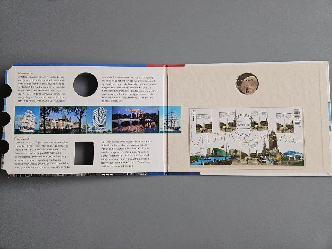 Luxe Boekje Mooi Nederland 2005 Amsterdam zie beschrijving, Ophalen of Verzenden