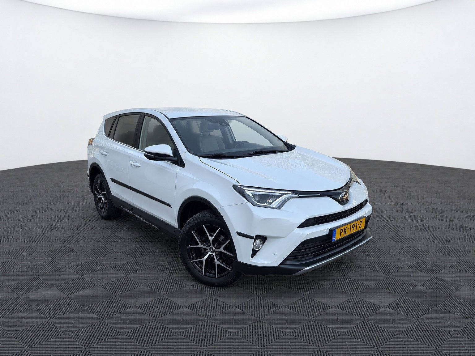 Foto 3 van Toyota RAV4 2.0 VVT-i AWD Executive