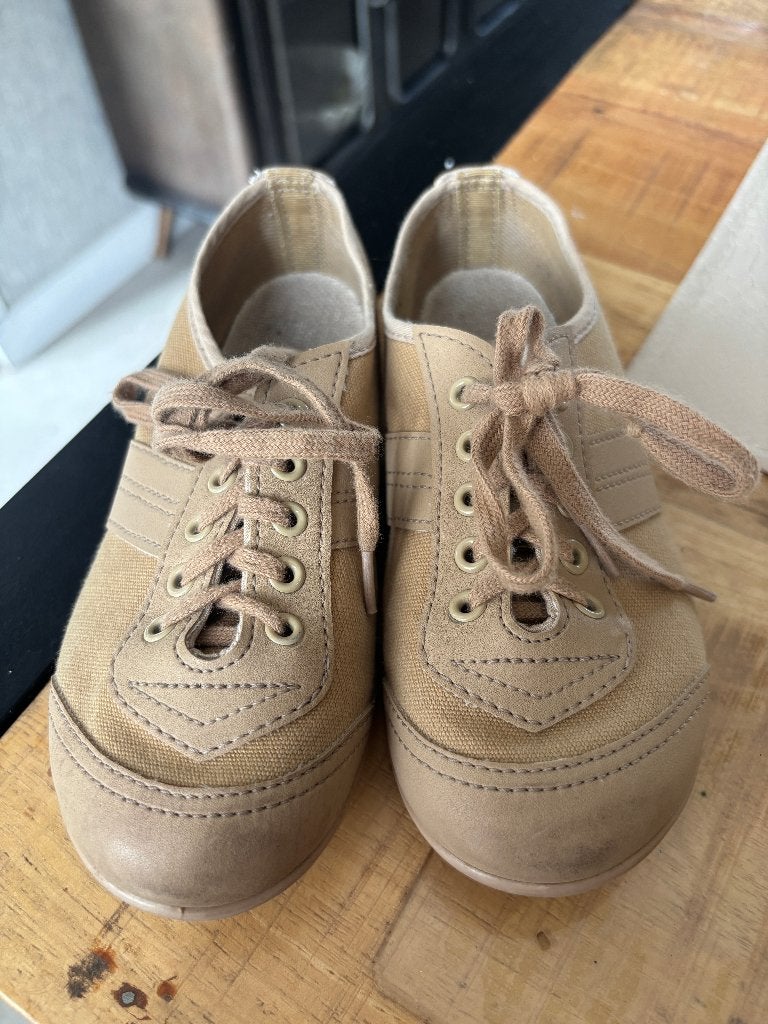 twirl schoenen maat 19 ( 30 eu ), Kleding | Dames, Asahi, Beige, Overige typen, Ophalen of Verzenden