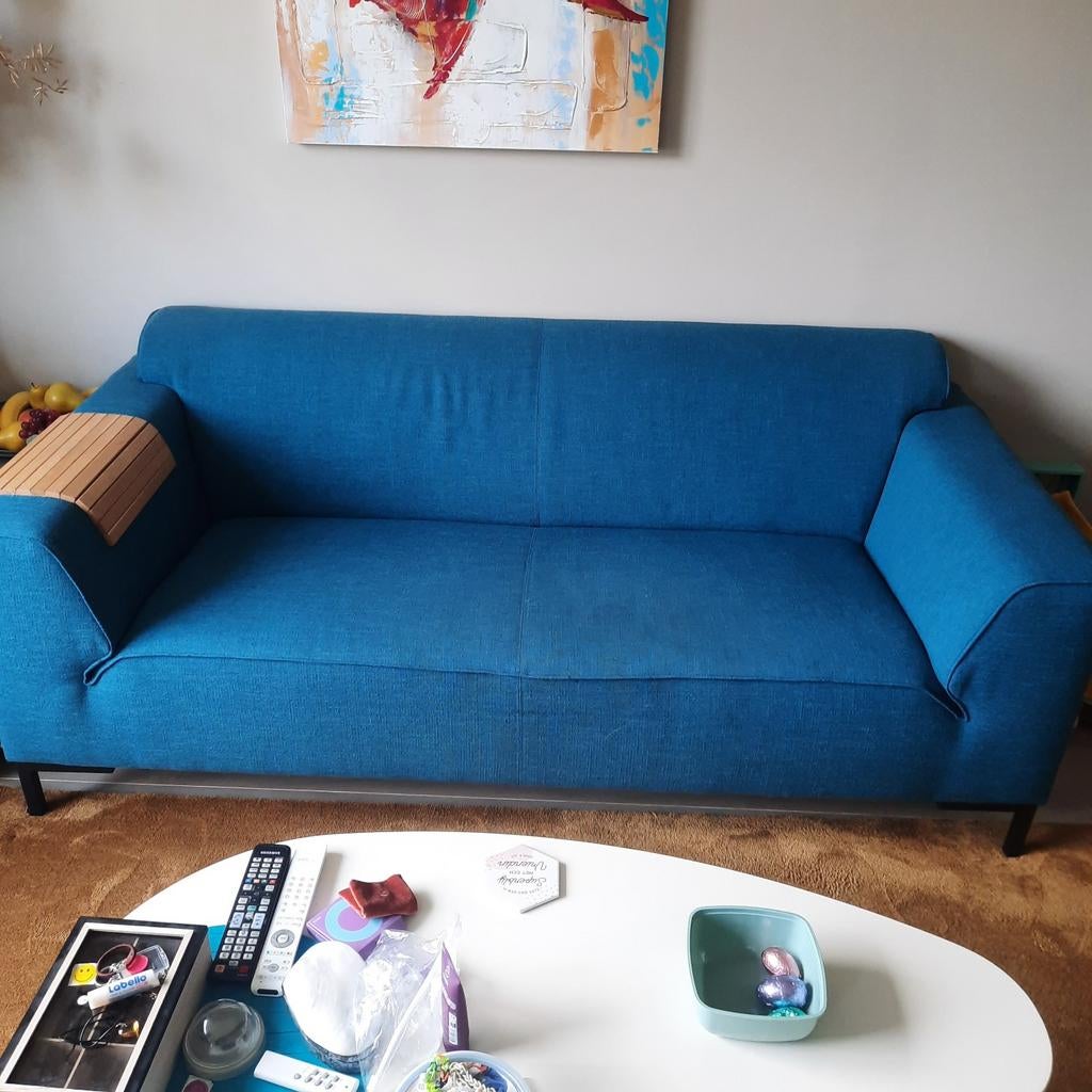 Stijlvolle blauwe tweepersoonsbank, Huis en Inrichting, Banken | Bankstellen, Ophalen, Tweepersoons, 75 tot 100 cm, Zo goed als nieuw