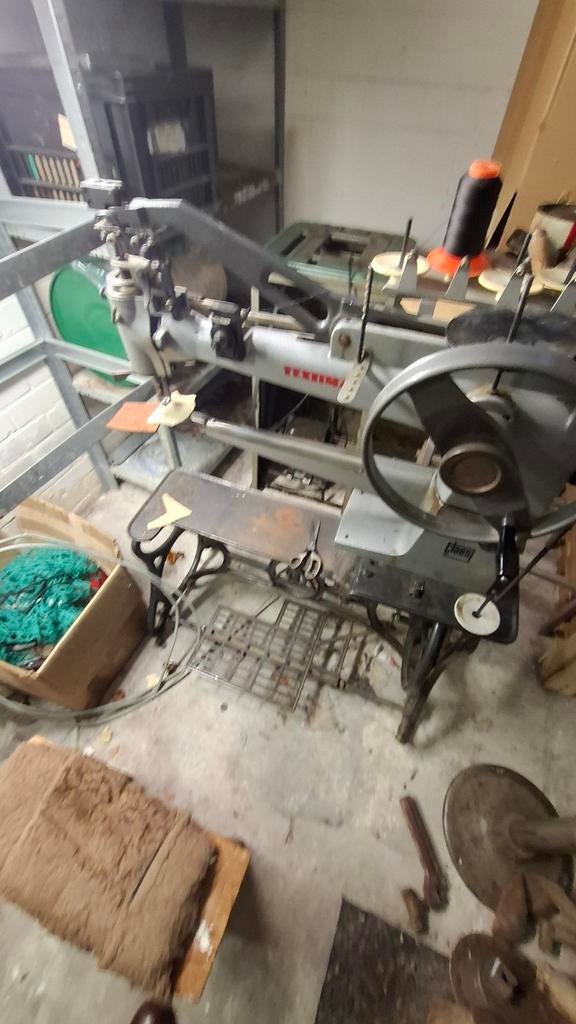 Claes naaimachine uit schoenmakerij, Ophalen of Verzenden