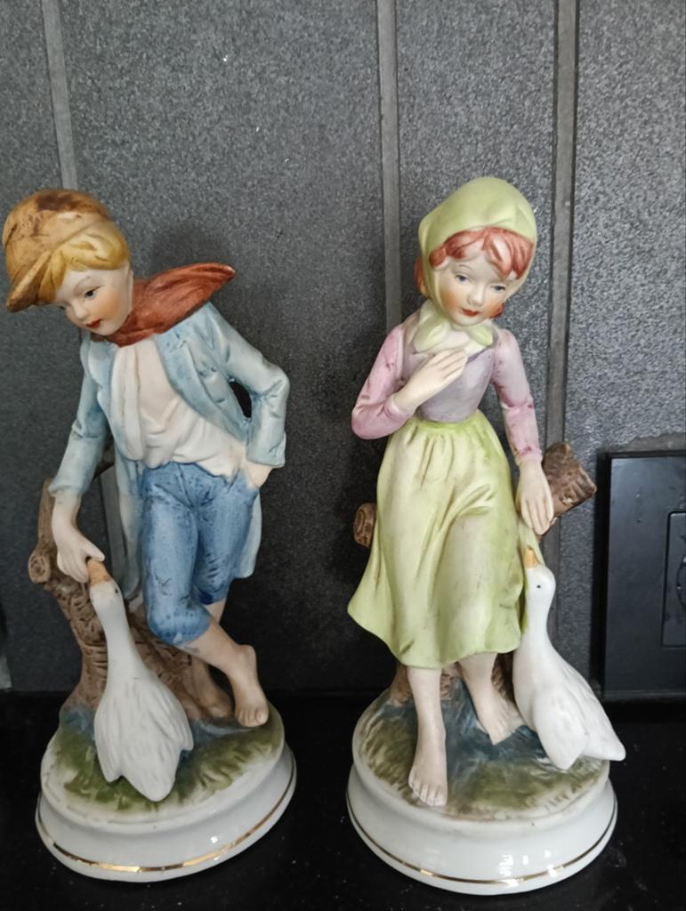 Vintage Porseleinen Beeldjes: Jongen en Meisje met Ganzen, Antiek en Kunst, Antiek | Porselein, Ophalen of Verzenden