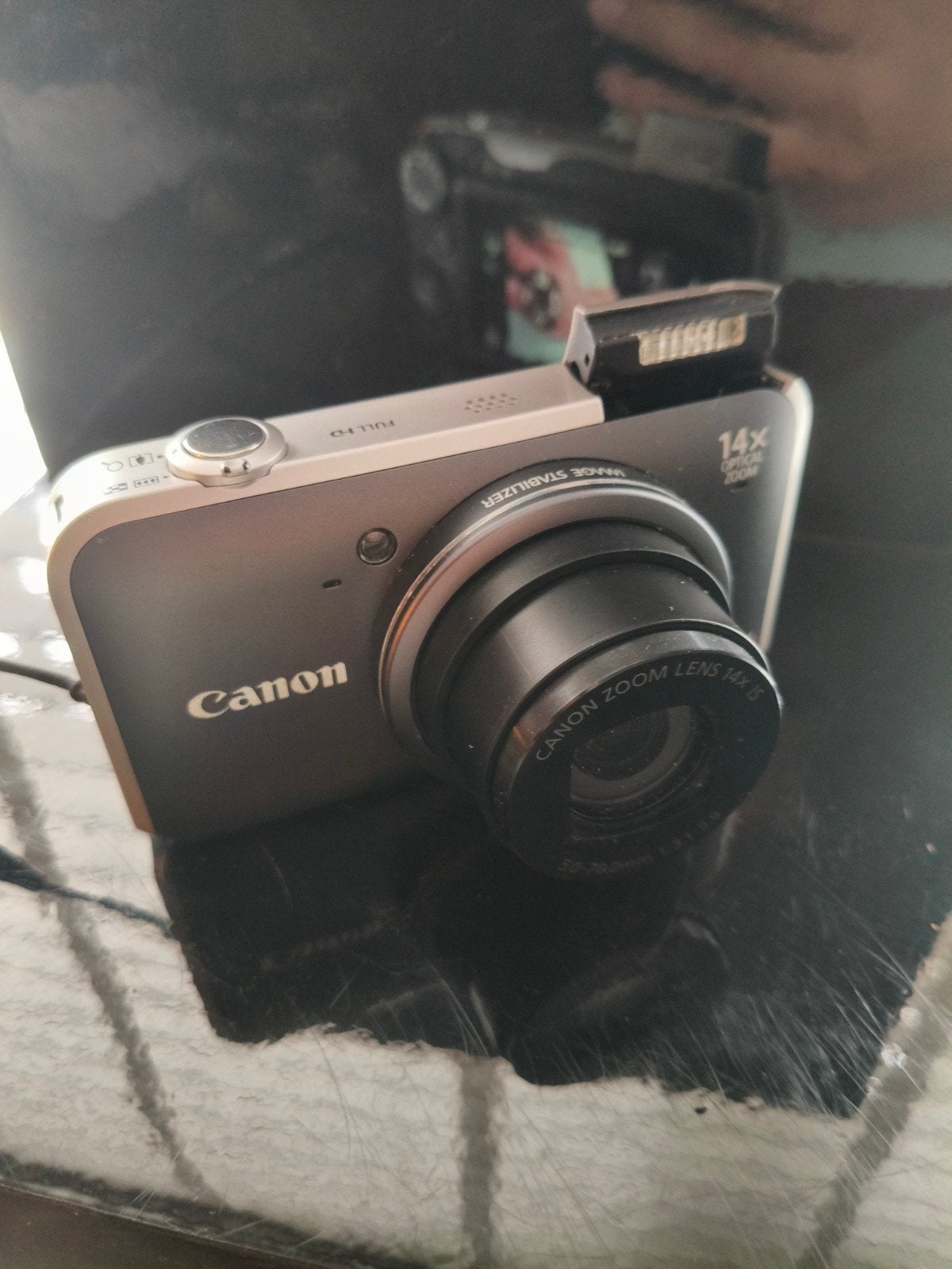 Canon PowerShot SX220 HS Compactcamera - 14x Optische Zoom, Beeldstabilisatie, Gebruikt, Accu, Canon
