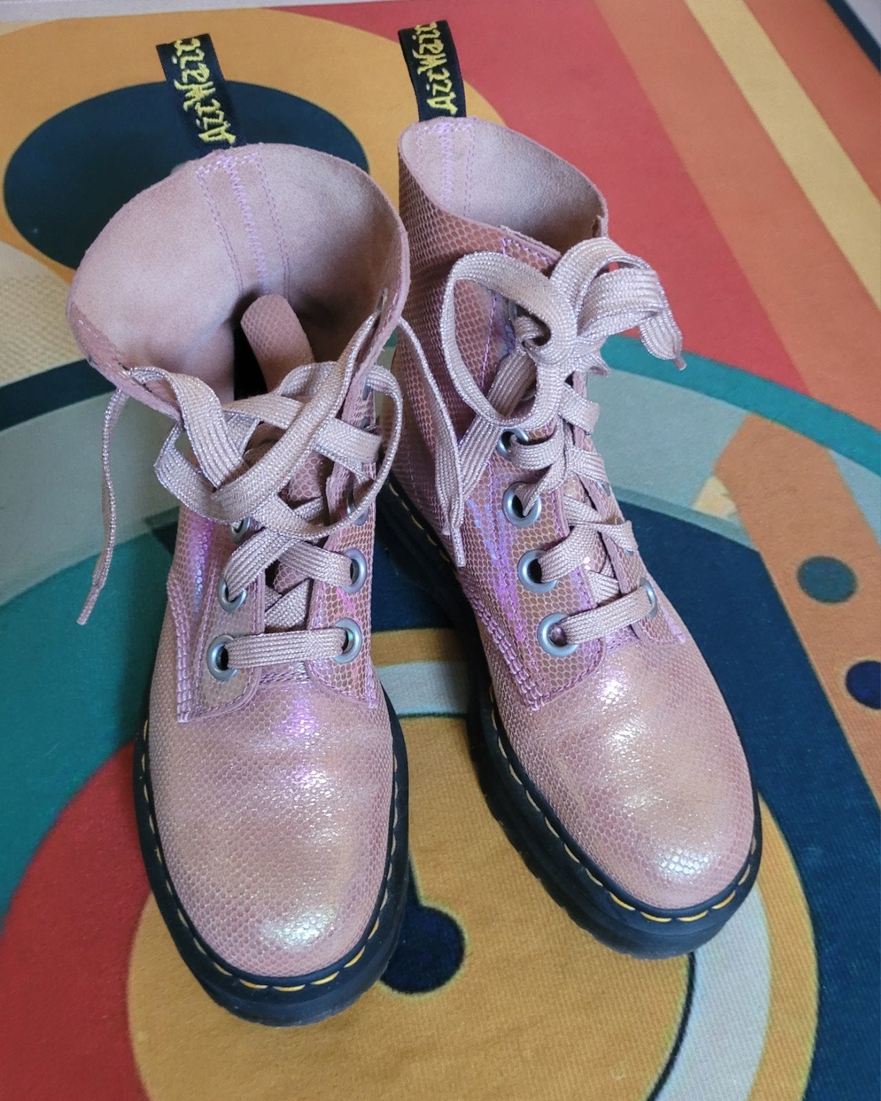Dr. Martens Molly Laarzen Roze Holografisch Maat 43, Ophalen of Verzenden