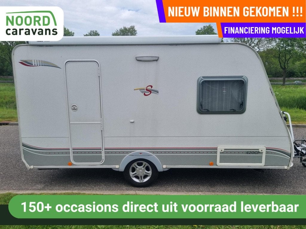 Sterckeman STARLETT 420 CP CASS LUIFEL + DWARSBED+EINDKEUKEN, Caravans en Kamperen, Serviceluik, Sterckeman, Bedrijf, 750 - 1000 kg