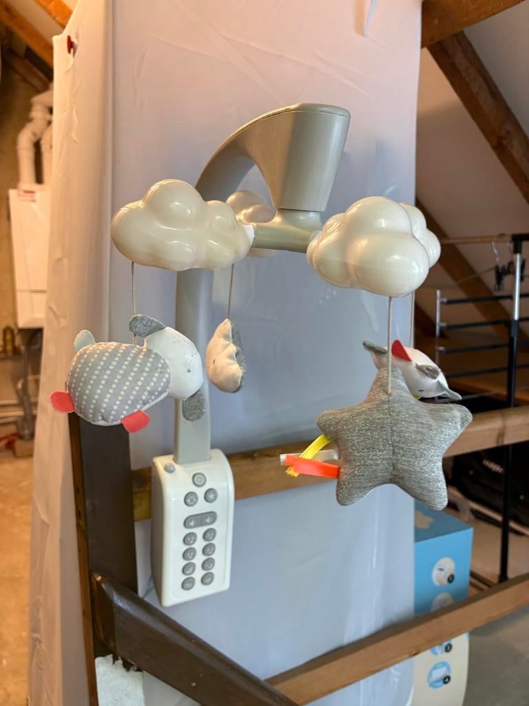 Muzikale Baby Mobiel met Licht en Geluid, Kinderen en Baby's, Speelgoed | Babyspeelgoed, Ophalen of Verzenden, Zo goed als nieuw