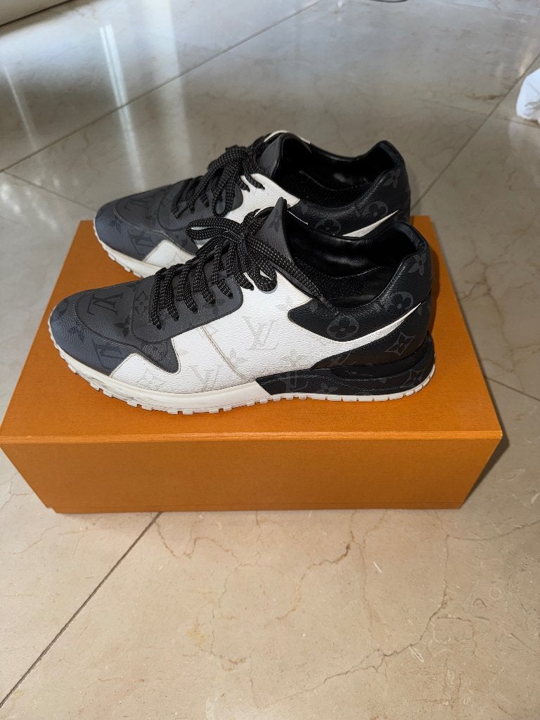 Louis Vuitton sneaker, Ophalen, Zwart, Louis Vuitton, Sneakers of Gympen