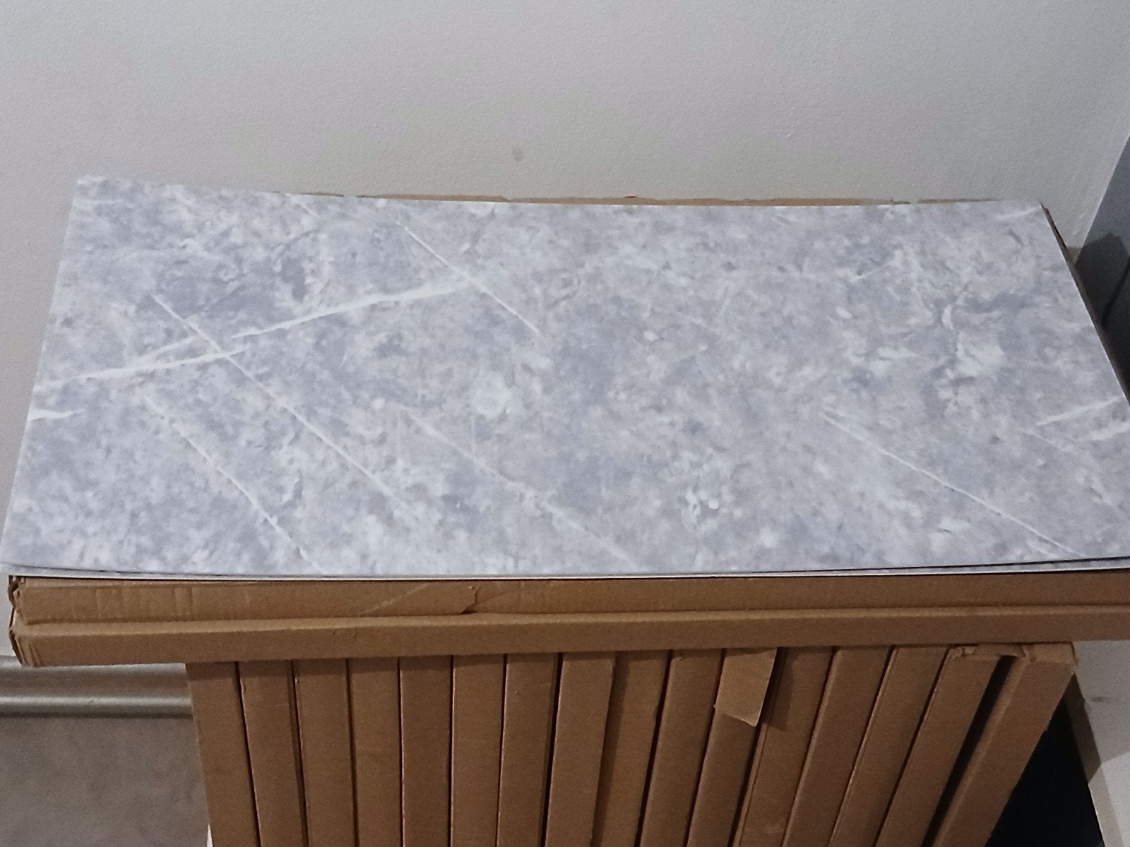 180 zelfklevende wandtegels marmerlook – 32,4 m² – NIEUW, Ophalen, Nieuw, Overige materialen, Overige typen