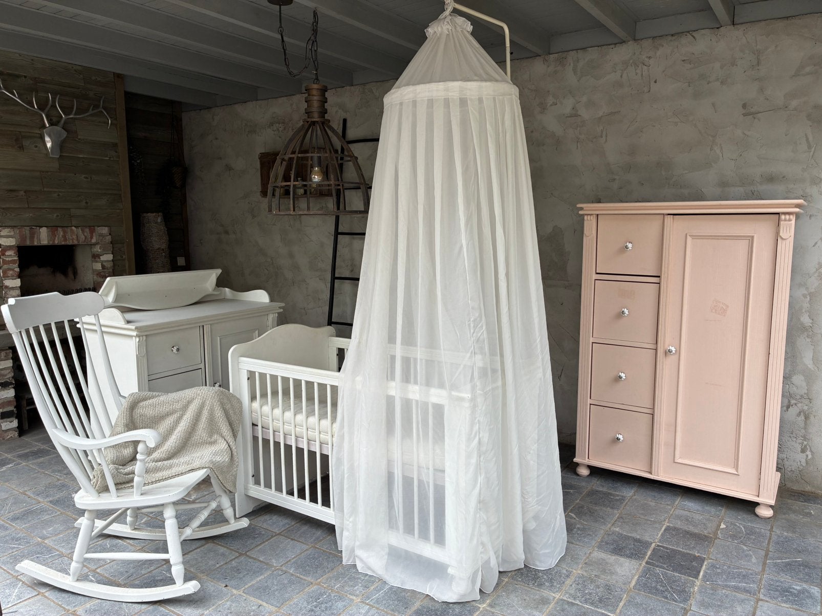 Complete brokante babykamer, Ophalen, Gebruikt, Jongetje of Meisje