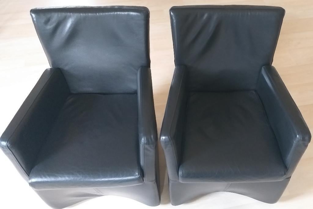 Te koop twee leren zwarte fauteuils, Ophalen, Minder dan 75 cm, Leer, Zo goed als nieuw