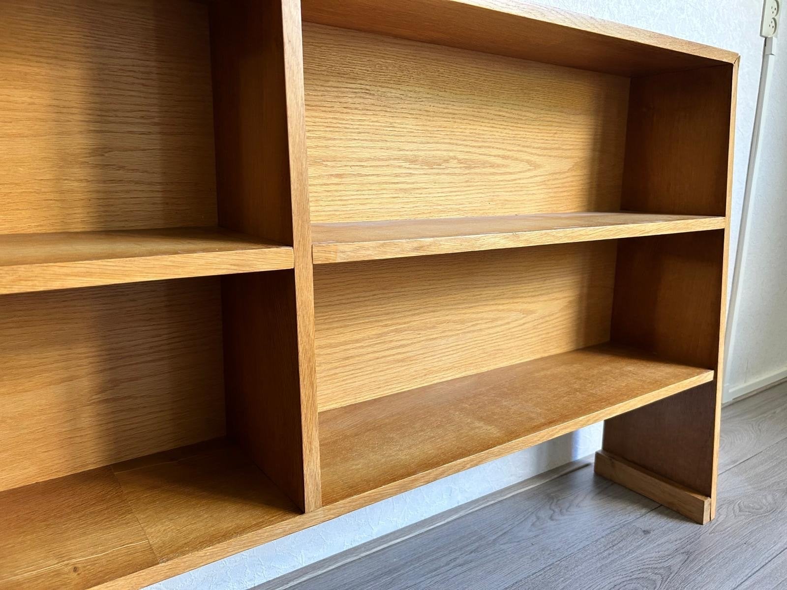 Lage wandkast/boekenkast van eikenfineer, Ophalen, Met plank(en), Gebruikt, 200 cm of meer