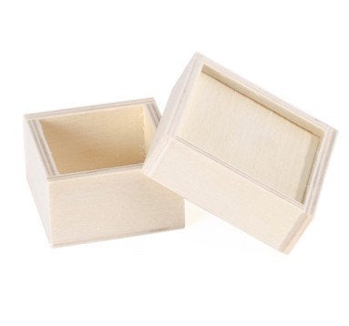 Houten doosje met opstaande rand op de deksel 5 x 5 x 2,8 cm, ., Overige thema's, Nieuw, .