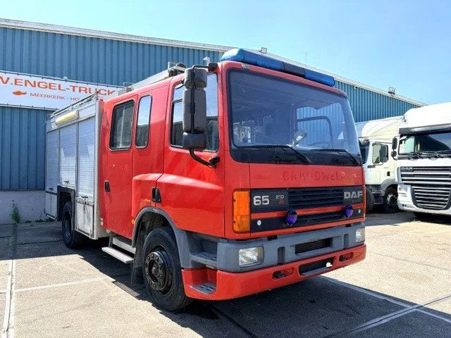 DAF 65.210 ATI CREWCAB KRONENBURG FIRE TRUCK (ONLY 26.750 KM, Auto's, Euro 2, Achterwielaandrijving, Bedrijf, DAF