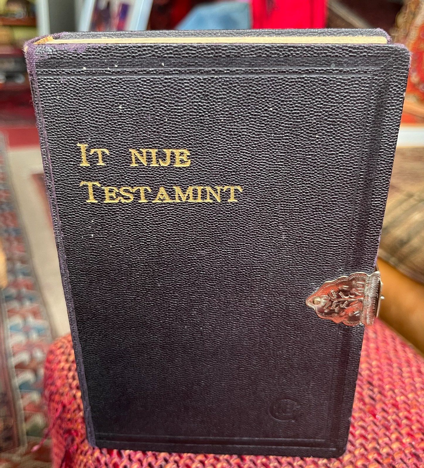 Bijbel met Goud/zilver? Slot - In het Fries Geschreven -1933, Ophalen of Verzenden