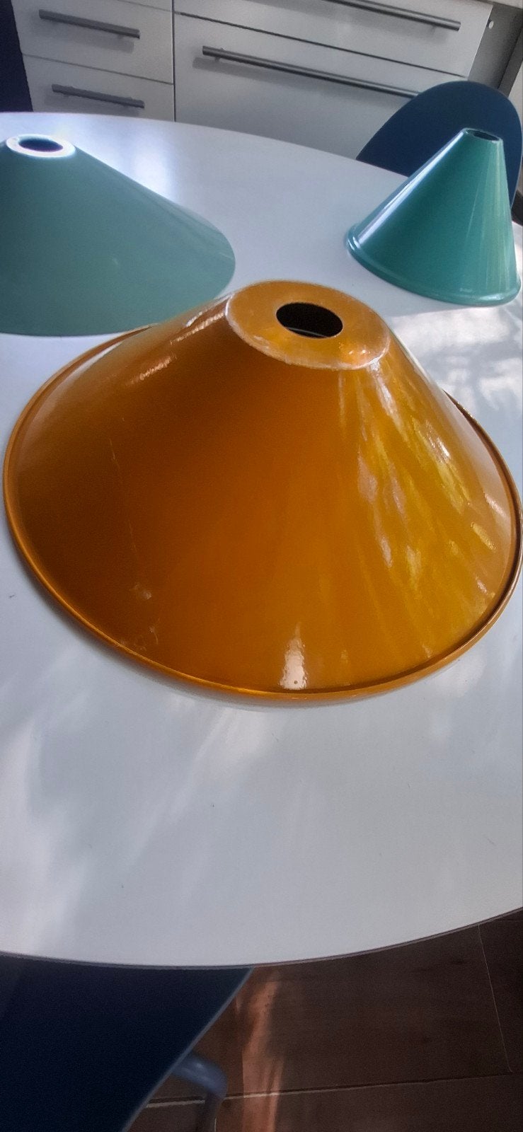 Vintage Okergele Lampenkap - Vrolijk & Kleurrijk, Huis en Inrichting, Lampen | Lampenkappen, Metaal, Gebruikt, Overige typen, Geel
