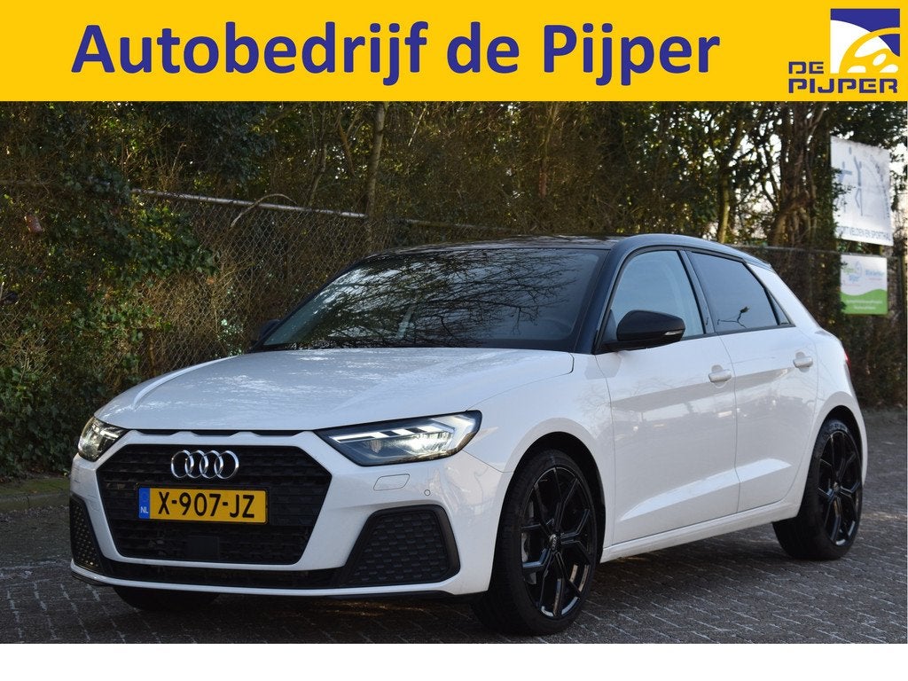 Audi A1 Sportback 35 TFSI PRO LINE 150 PK Bi-Tone | Z+W band, Auto's, Audi, 12 maanden, Stof, 4 cilinders, Bedrijf