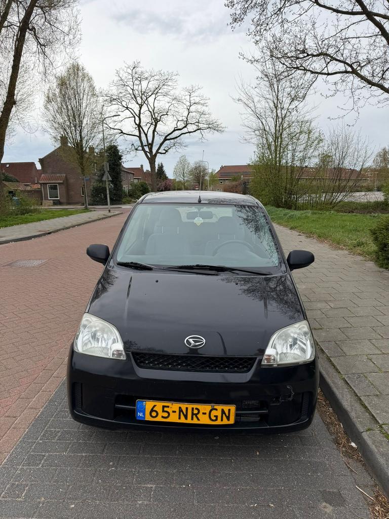 Daihatsu Cuore 1.0 3D 2004 Zwart, Auto's, Daihatsu, 600 kg, 18 €/maand, Cuore, Zwart