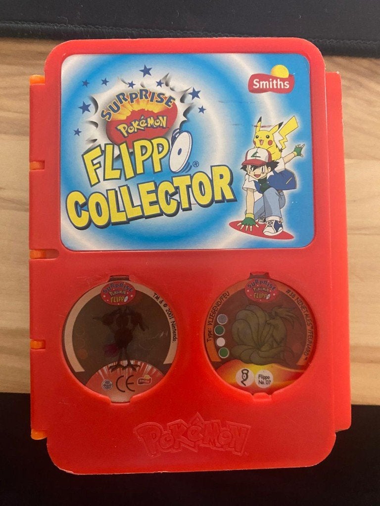 Pokemon Flippos Collector Incompleet, Verzamelen, Flippo's, Ophalen of Verzenden, Losse flippo's, Met verzamelmap(pen)