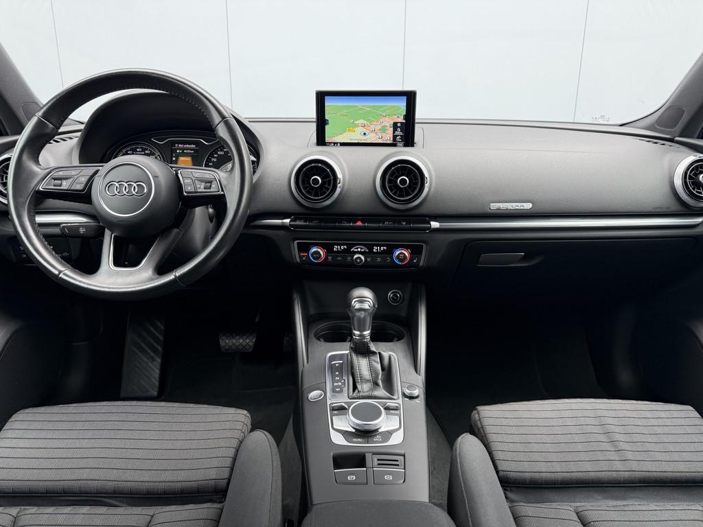 Audi A3 Sportback 1.4 e-tron Sport Automaat Navigatie/Camera, Stof, Gebruikt, Euro 6, 4 cilinders