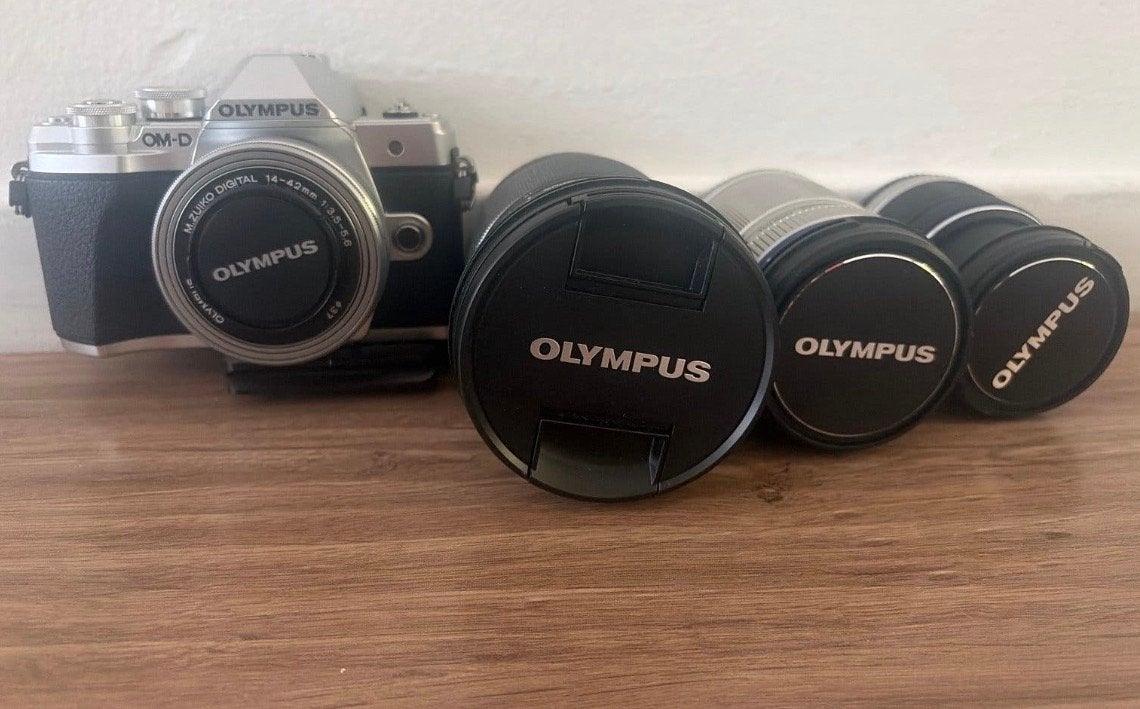 Olympus OM-D E-M10 Mark II met 3 lenzen, Beeldstabilisatie, Ophalen of Verzenden, Zo goed als nieuw, Olympus