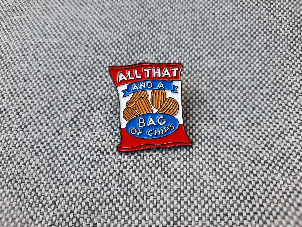 1 pin van een zakje chips te koop, Verzamelen, Ophalen of Verzenden, Nieuw, Overige onderwerpen, Speldje of Pin