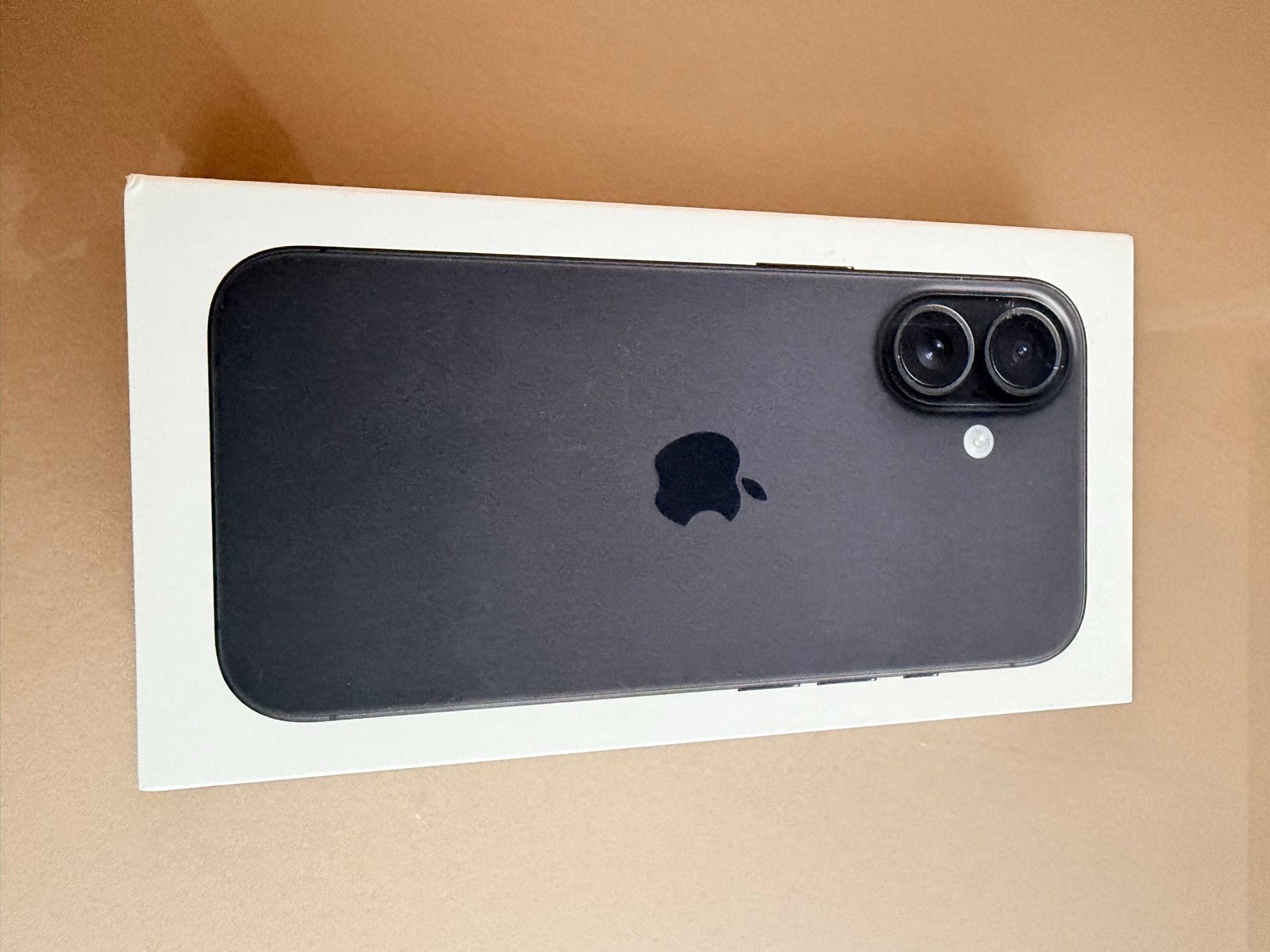 Foto 6 van iPhone 16 128GB