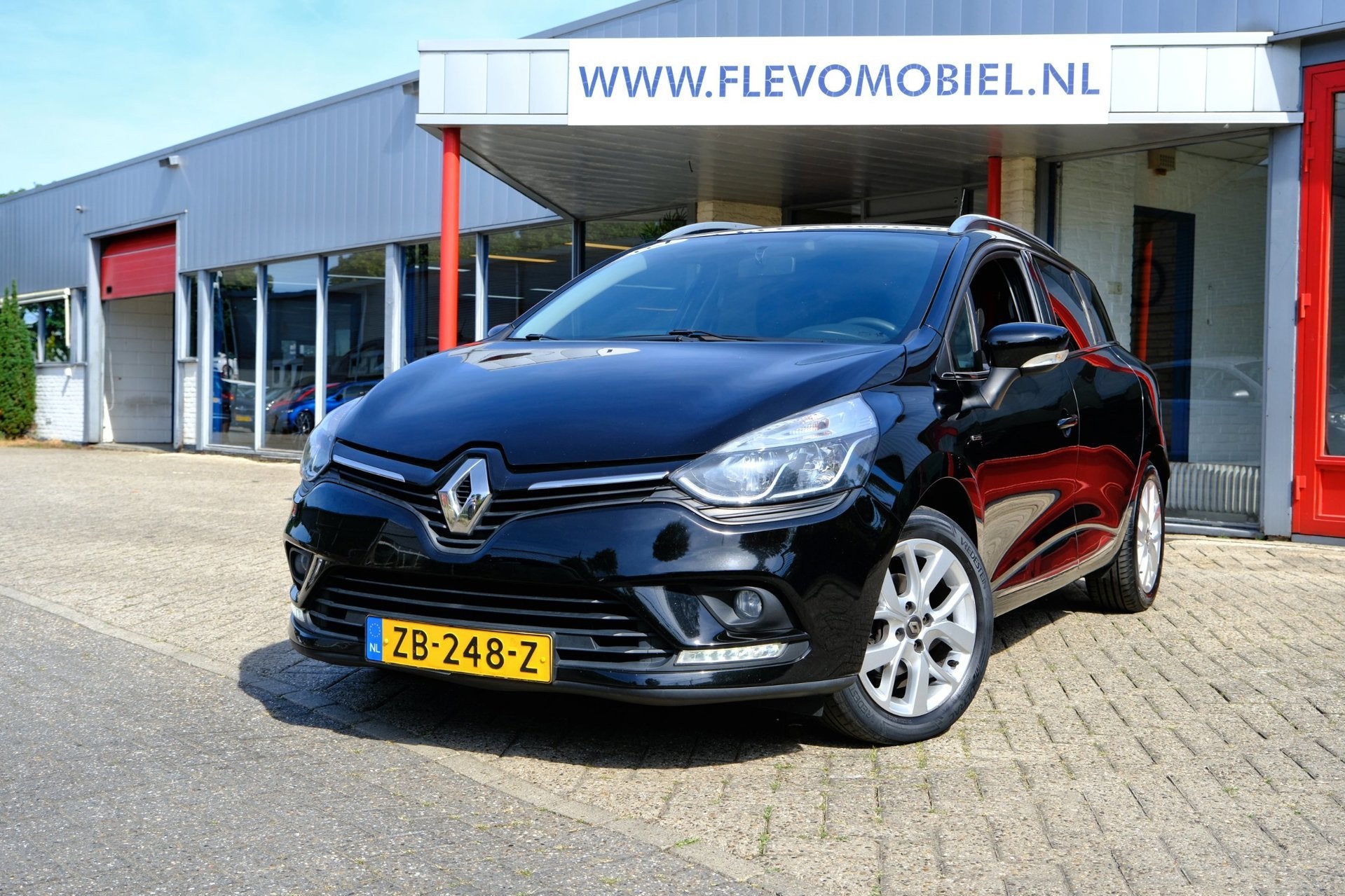 Renault Clio Estate 0.9 TCe Limited Navi|Airco|LMV|DAB, Auto's, Renault, Voorwielaandrijving, 898 cc, Stof, Gebruikt