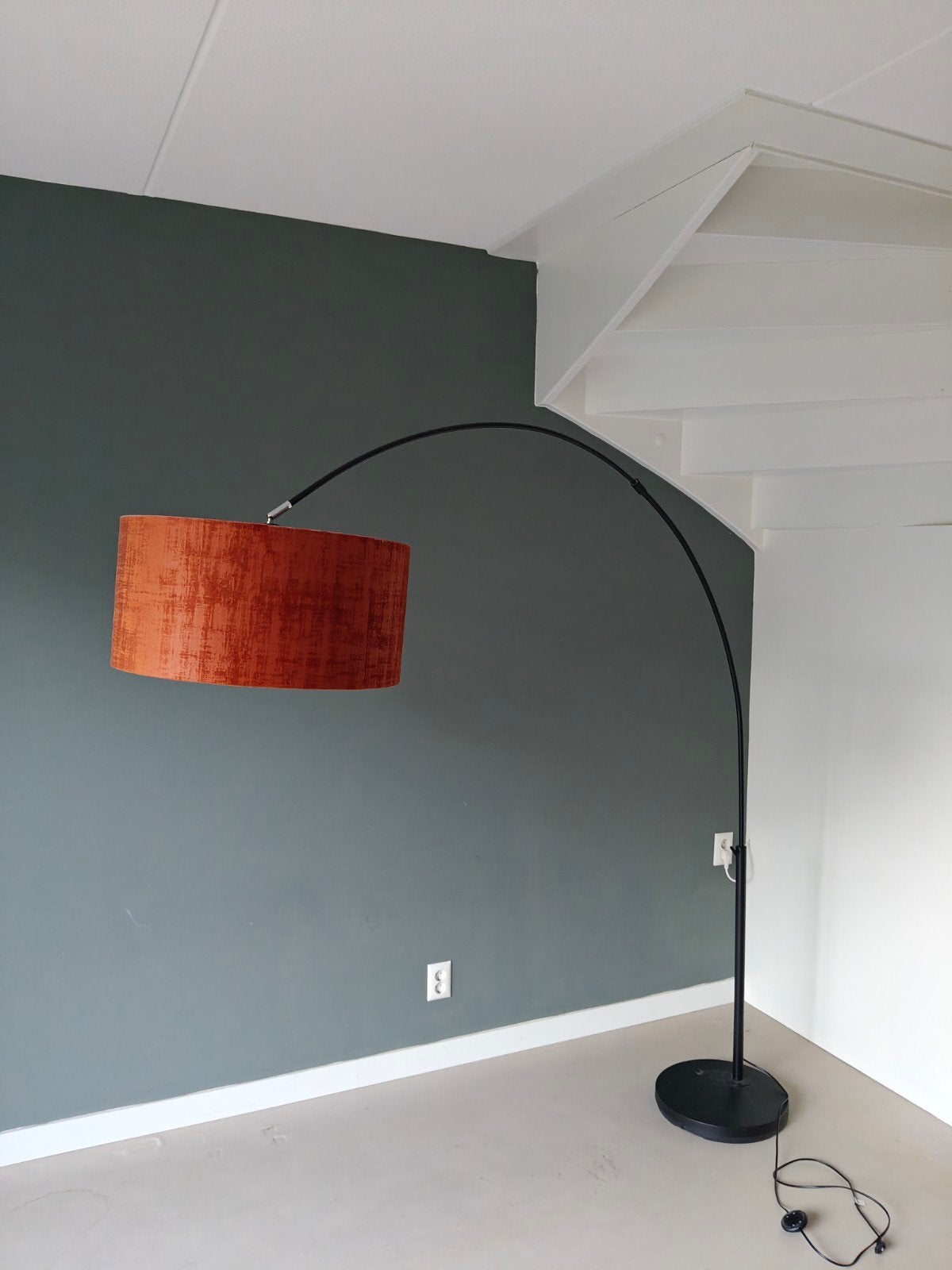 Zuiver booglamp zwart, Huis en Inrichting, Lampen | Vloerlampen, Ophalen, Gebruikt, E27 (groot), Metaal