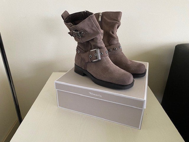 Nieuwe laarsjes van Tamaris taupe maat 38, Tamaris, Bruin, Lage of Enkellaarzen, Nieuw