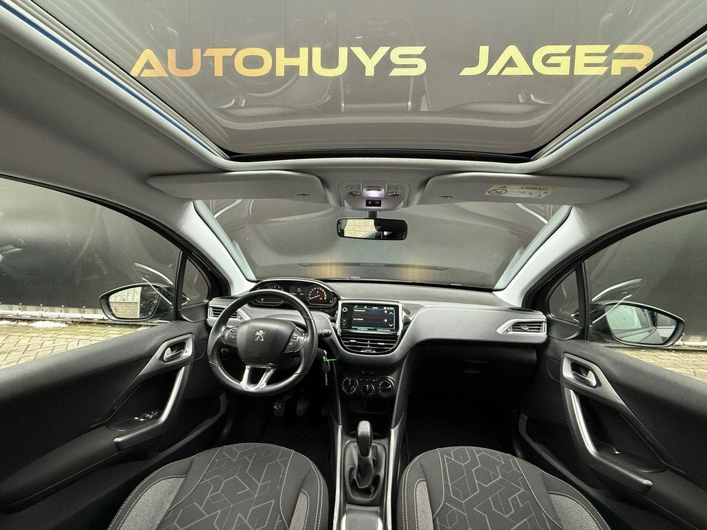 Peugeot 2008 1.2 PureTech Blue Lion, Voorwielaandrijving, Stof, Origineel Nederlands, Bedrijf