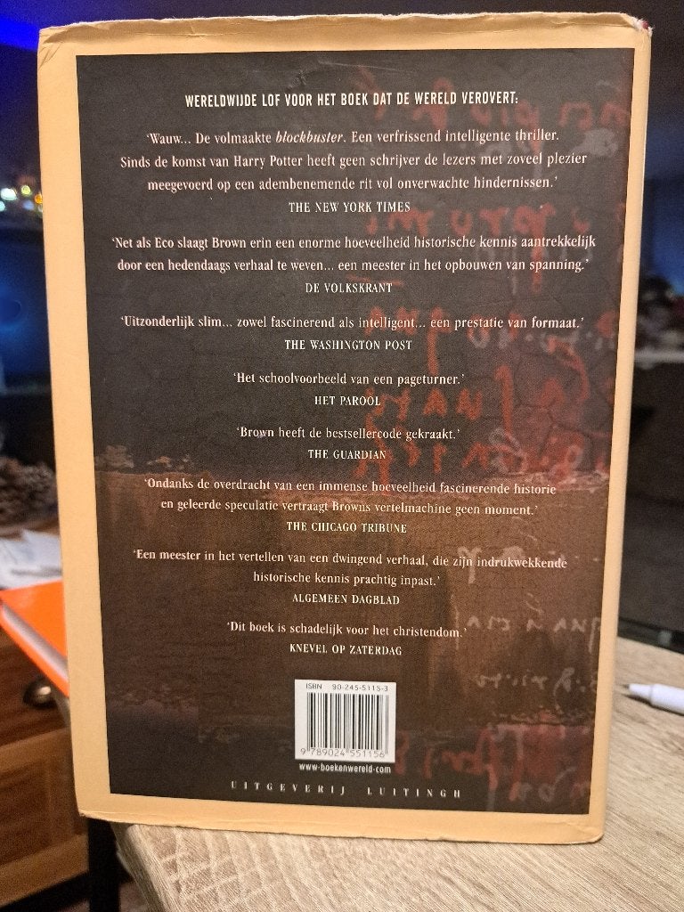 De Da Vinci Code - Luxe geïllustreerde editie (Z238-229), Ophalen of Verzenden, Zo goed als nieuw, Dan Brown, Amerika