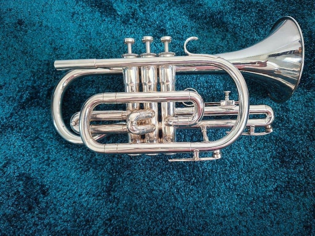 Besson Cornet, Ophalen of Verzenden, Gebruikt, Koperblazer, Met koffer of draagtas