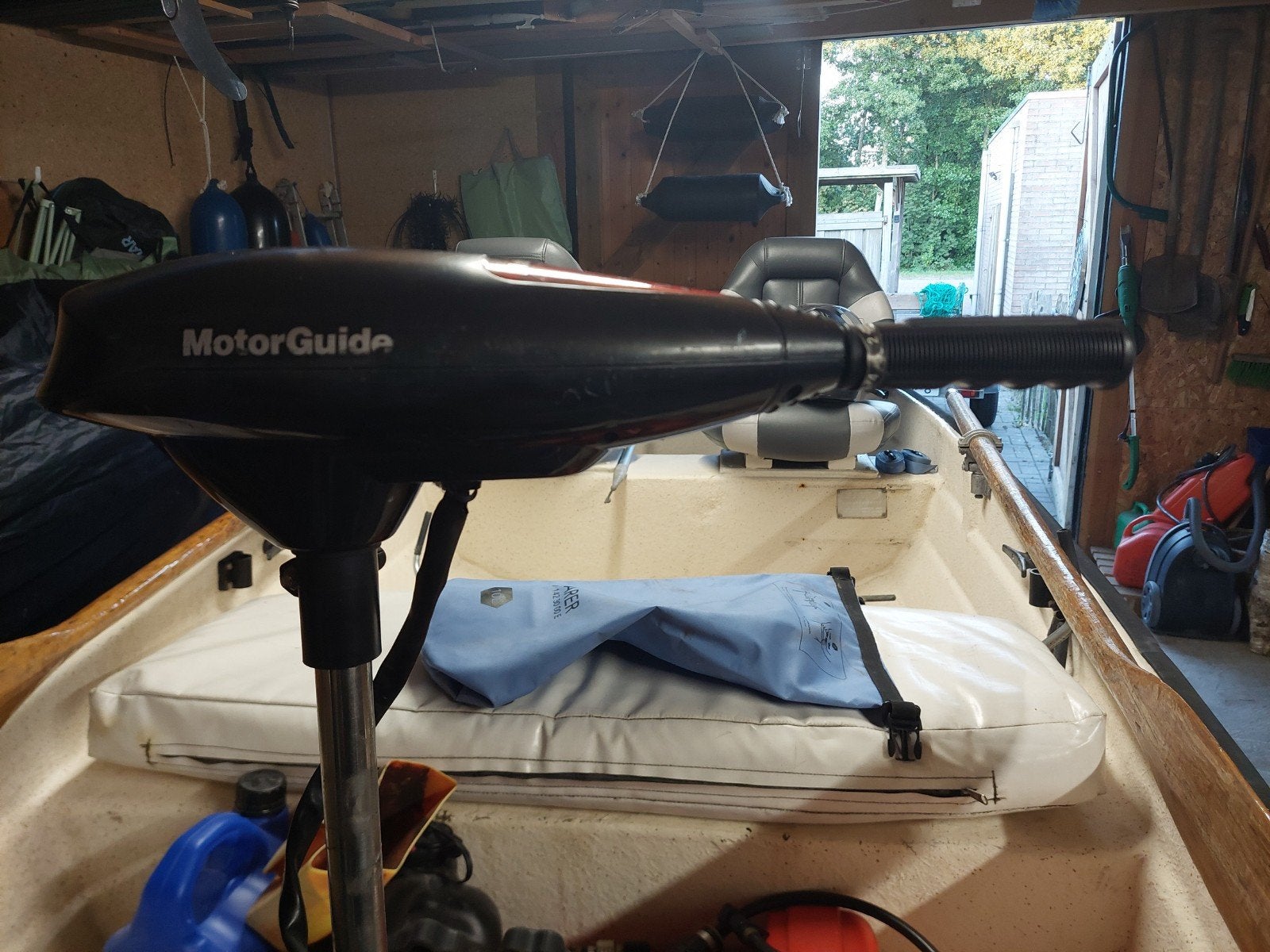 MotorGuide FW-HT 46 LBS Thrust 12 Volt. Varta Silver F21 acc, Ophalen, Gebruikt, Overige typen