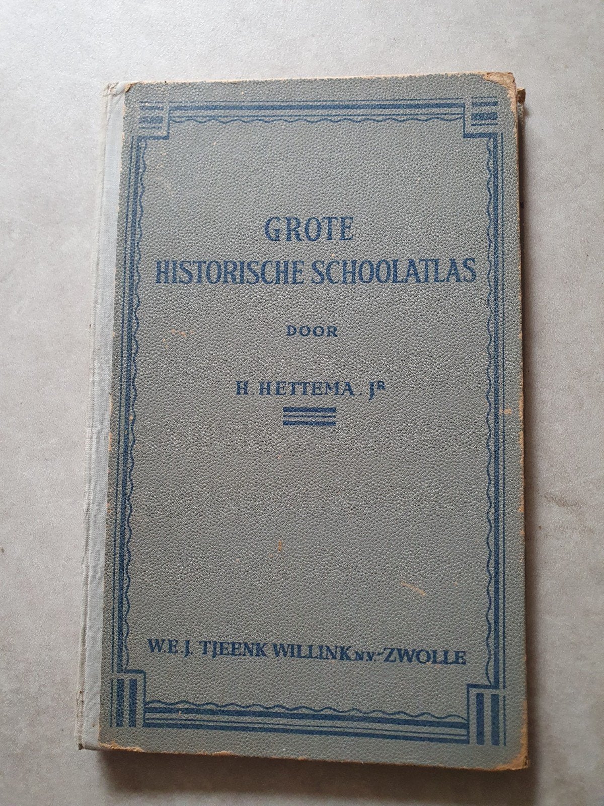 Grote Historische Schoolatlas - H. Hettema Jr., Gelezen, Overige atlassen, Ophalen of Verzenden, 1800 tot 2000