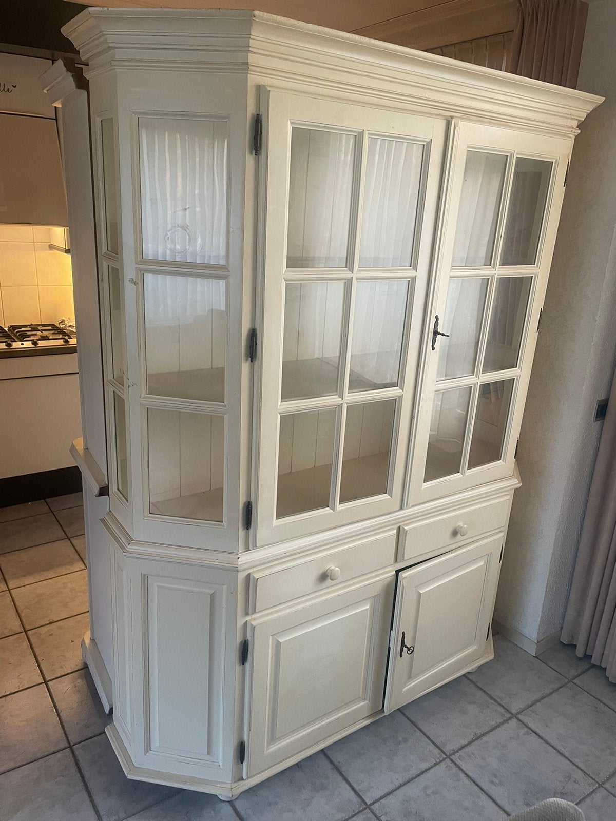 Witte grenen buffetkast, Ophalen, Gebruikt, Met deur(en), 200 cm of meer
