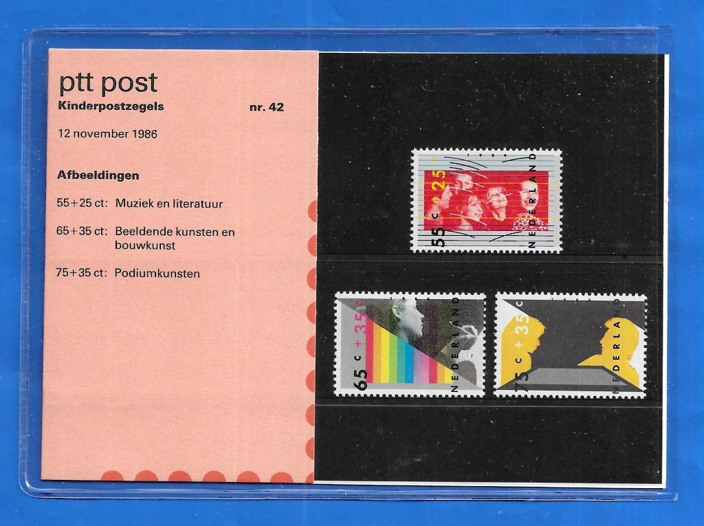 Postzegelmapje 42 - Kinderpostzegels 1986, Postzegels en Munten, Postzegels | Nederland, Verzenden, Na 1940, Postfris