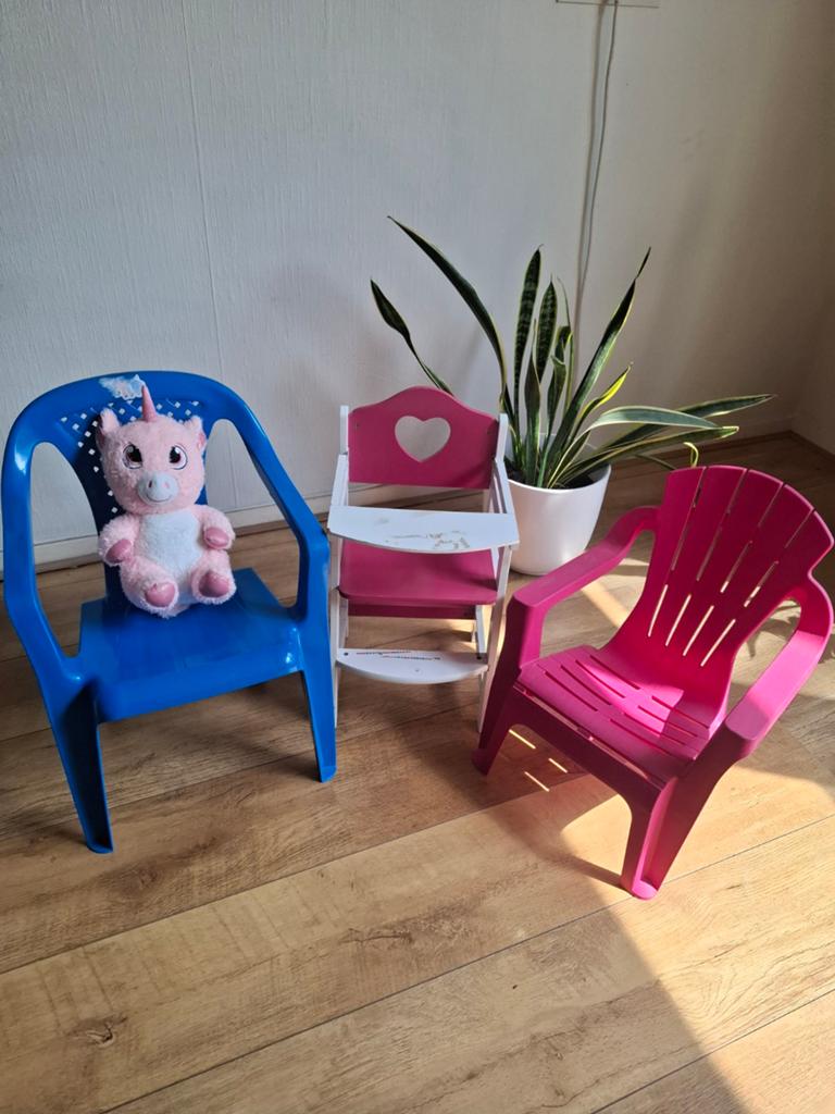 3 kunststof kinderstoelen (ook los te koop), Ophalen, Gebruikt, Overige typen