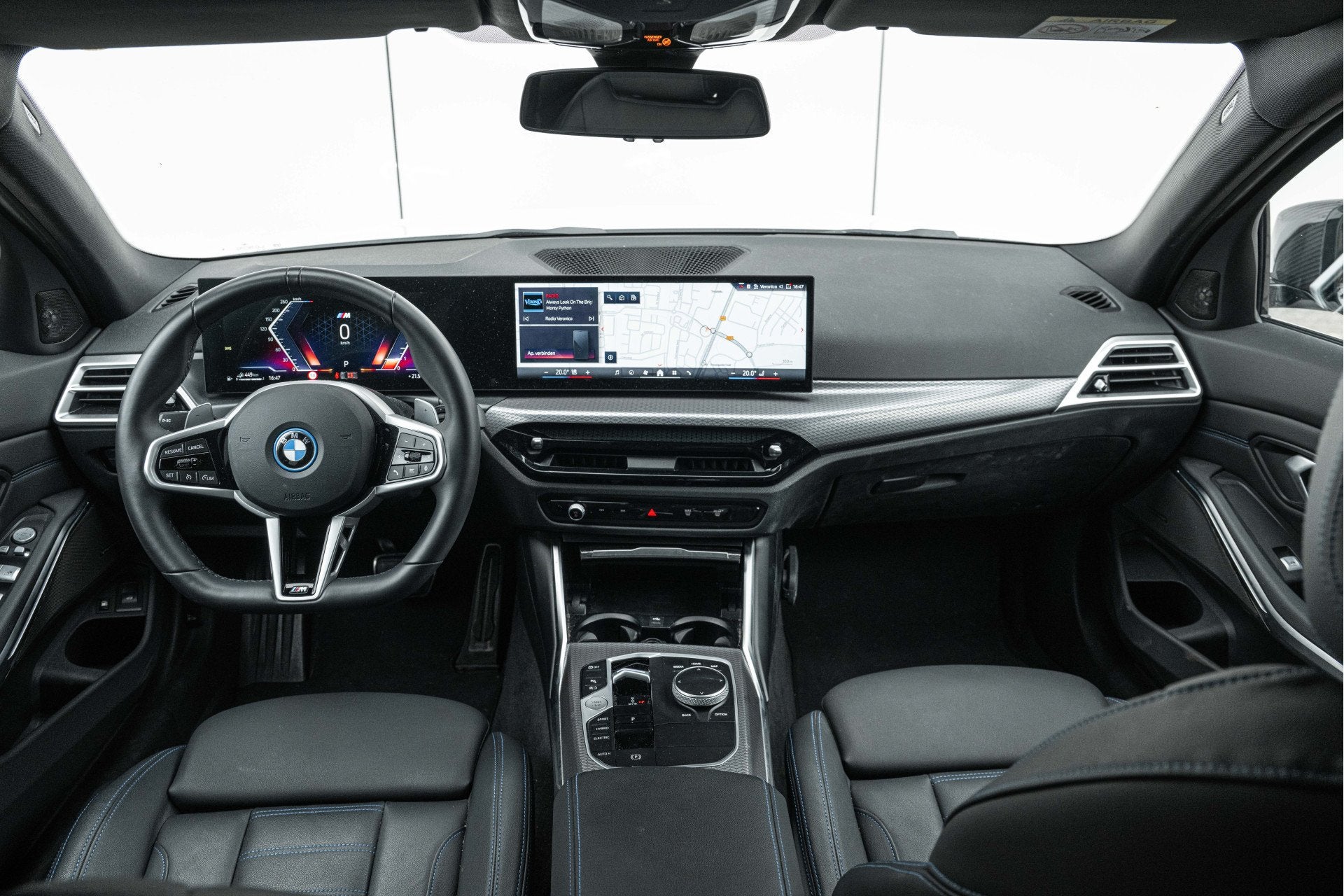 BMW 3 Serie Touring 330e M Sport Automaat / Sportstoelen / A, Auto's, Automaat, Achterwielaandrijving, Gebruikt, Euro 6